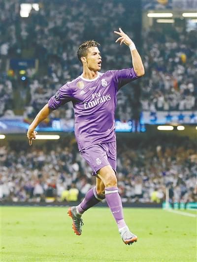 场面也在足 场面也在足